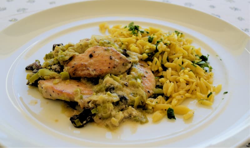 Jamie Oliver' Chicken with Mustard and Leeks