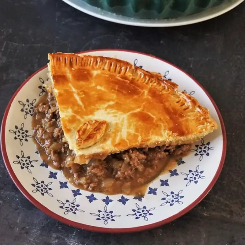 Jamie Oliver Mince And Onion Pie