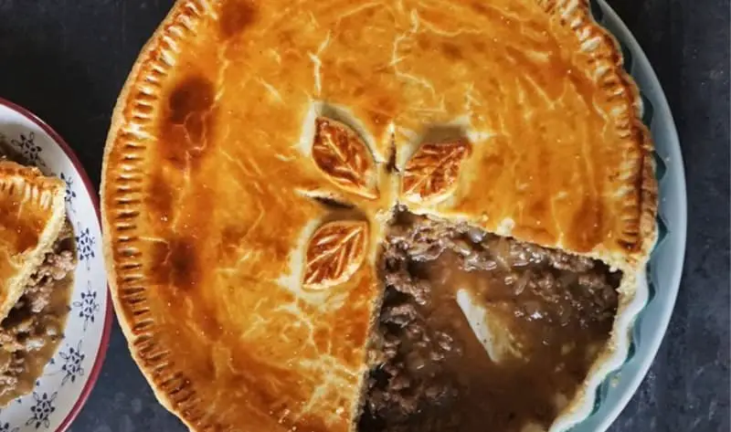 Jamie Oliver Mince And Onion Pie